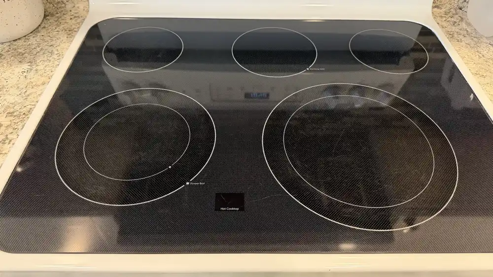 Glass stovetop cleaning after cleaning